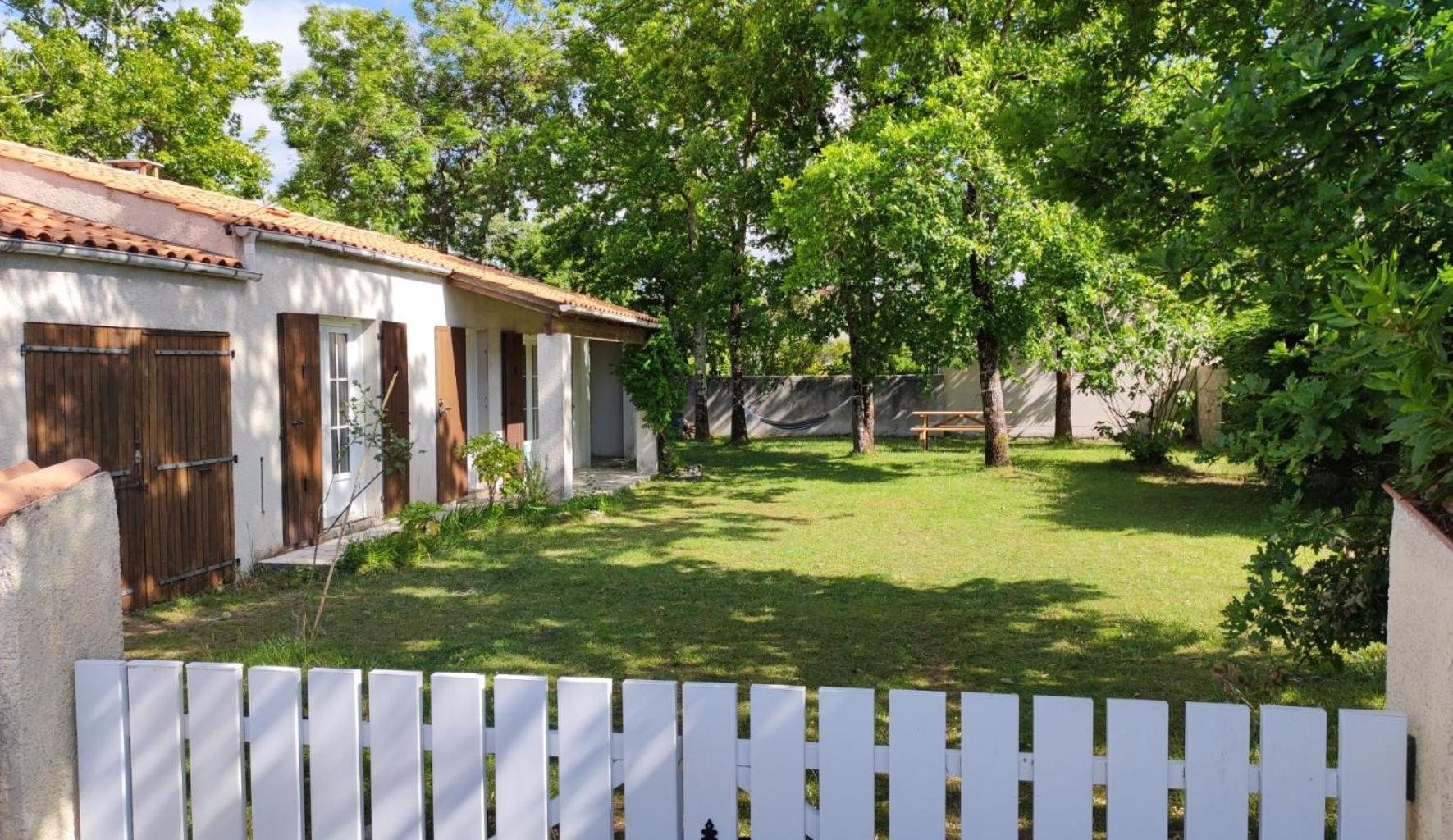Maison 400m Océan avec jardin clos et ombragé Saint-Georges-d'Oleron Esterno foto